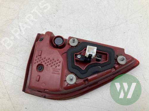 Used Right taillight KIA STONIC (YB) 1.0 T-GDi (101 hp) 32195518