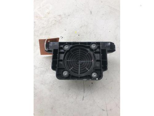 Used Speaker MERCEDES-BENZ EQV (W447) EQV 300 (447.813, 447.815) (204 hp) 14928073