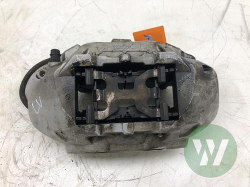 Used Left front brake caliper MERCEDES-BENZ GLC (X253) AMG 43 4-matic (253.964) (367 hp) 31319644