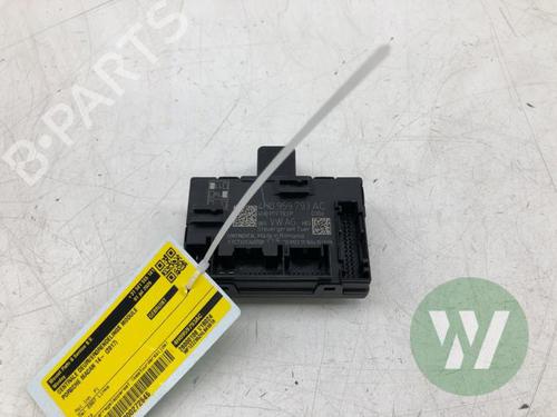 Electronic module PORSCHE MACAN (95B) 3.0 S Diesel | BP37028433M83 - Image 2