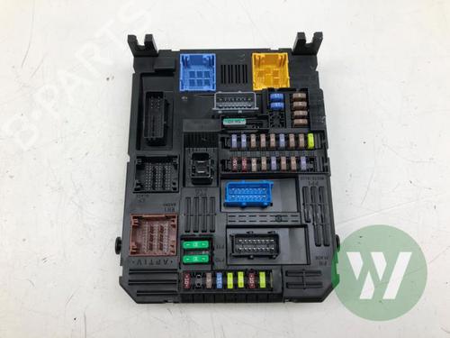 Fuse box OPEL CORSA F (P2JO) 1.2 (68) | BP36342393E1 - Image 3