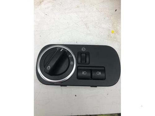 Used Headlight switch LAND ROVER DISCOVERY IV (L319) 3.0 SDV6 4x4 (256 hp) 12071322