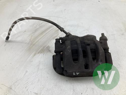 Etrier avant gauche MERCEDES-BENZ SPRINTER 3,5-t Van (B907, B910) 317 CDI RWD (907.631, 907.633, 907.635, 907.637) (170 hp) 32842063