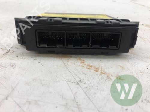 electronic-module-jaguar-f-pace-x761-2015-32151761 main image
