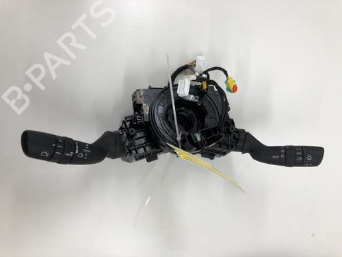 Used Switch Switch TOYOTA YARIS CROSS (MXP_) 1.5 Hybrid (MXPJ10) (116 hp) 39913771 39913771