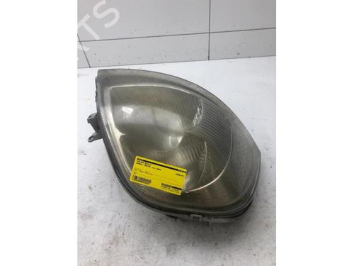 Right headlight RENAULT TRUCKS MASCOTT Van 160.35 (A02100013) (156 hp) 8200163518D