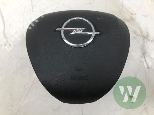 Used Driver airbag OPEL CROSSLAND X / CROSSLAND (P17, P2QO) 1.2 (75) (110 hp) 31803955