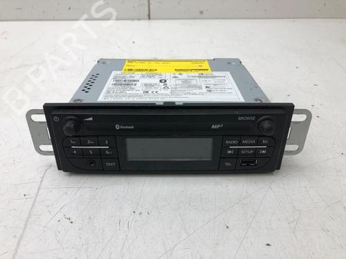 Used Radio VAUXHALL VIVARO B Van (X82) 1.6 CDTi (125 hp) 6982976