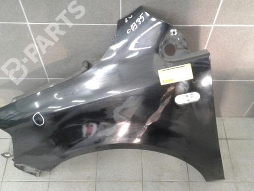 Used Left front fenders VW FOX Hatchback (5Z1, 5Z3, 5Z4) 1.2 (55 hp) 9526469