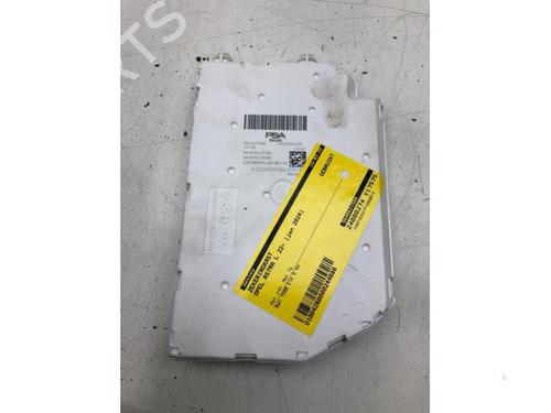 Used Fuse box OPEL CROSSLAND X / CROSSLAND (P17, P2QO) 1.2 (75) (110 hp) 23553928