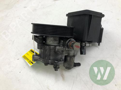 Used Steering pump Steering pump 37530824 37530824