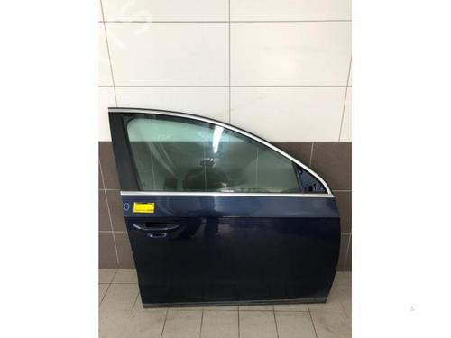 Used Right front door VW PASSAT B7 Variant (365) 1.6 TDI (105 hp) 30529558