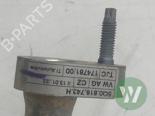 AC pipe VW T-ROC (A11, D11) 1.5 TSI | BP32483445M126