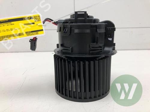 Used Heater blower motor Heater blower motor OPEL ASTRA L Sports Tourer (OV5) 1.2 (FRHNPJ) (110 hp) 39914194 39914194