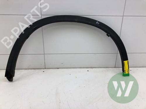 Used Wheel arch trim SUZUKI VITARA (LY) 1.4 Hybrid (Mild Hybrid) AllGrip (APK414) (129 hp) 32974643