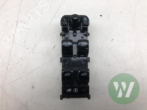 Used Switch Switch VOLVO XC90 II (256) T6 AWD (320 hp) 33244718 33244718