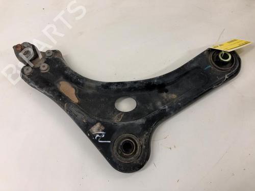 Used Right front suspension arm PEUGEOT 208 I (CA_, CC_) 1.2 PureTech 82 (82 hp) 29320596