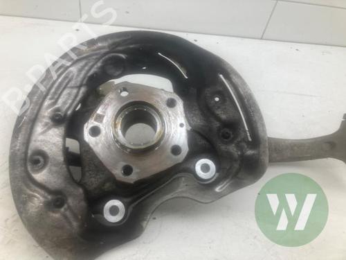 Used Left front steering knuckle Left front steering knuckle AUDI Q5 (GUB) SQ5 TFSI quattro (367 hp) 40607372 40607372