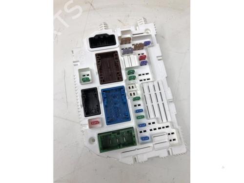 Fuse box OPEL CROSSLAND X / CROSSLAND (P17, P2QO) 1.2 (75) | BP21179519E1 