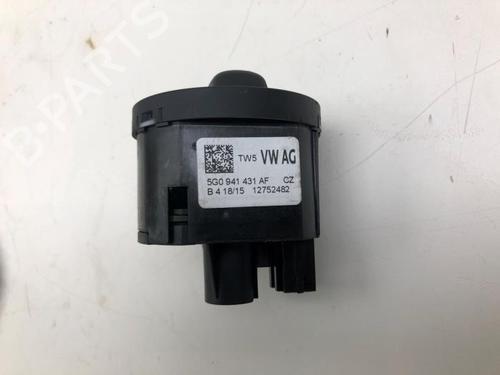 Mando luces SEAT LEON SC (5F5) 1.4 TSI (150 hp) 31319173