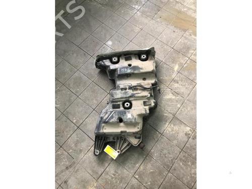 Used AdBlue tank MERCEDES-BENZ VITO Van (W447) 114 CDI (447.601, 447.603, 447.605) (136 hp) 22561014