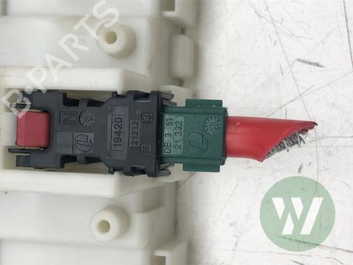 Electronic module BMW 2 Gran Tourer (F46) 218 i | BP38293374M83 - Image 4