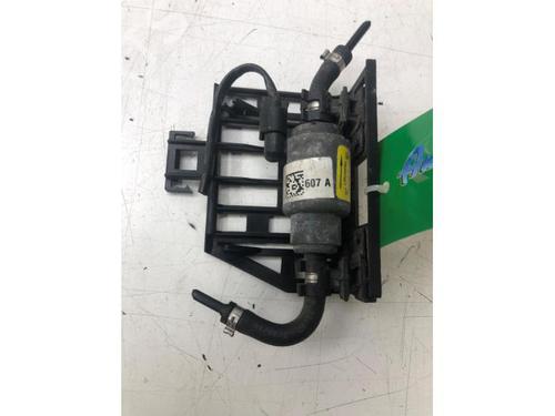 Used Fuel pump SKODA SUPERB III Estate (3V5) 2.0 TDI 4x4 (190 hp) 16461920