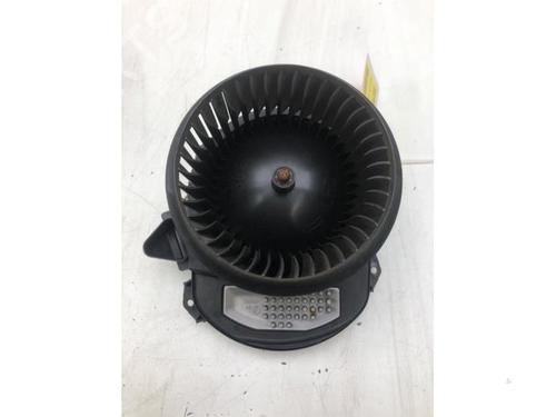 Heater blower motor MERCEDES-BENZ GLA-CLASS (X156) GLA 220 CDI / d (156.903) | BP20722587M62 