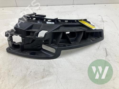 Used Support Support PORSCHE TAYCAN (Y1A) 4S Performance Battery Plus (Y1ADB1) (571 hp) 39914857 39914857