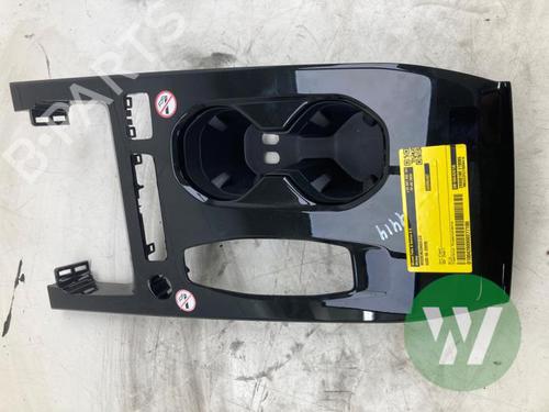 Used Middle console Middle console AUDI A5 Avant (FU5) 2.0 TDI (204 hp) 40197464 40197464