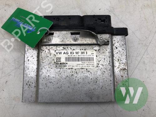 Used Engine control unit (ECU) Engine control unit (ECU) SEAT Mii (KF1, KE1) electric (83 hp) 33634989 33634989