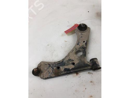 Højre fortil bærearm OPEL CORSA E (X15) 1.4 (08, 68) (90 hp) 29217287