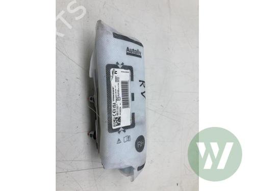 Otra OPEL CORSA F (P2JO) 1.2 (68) (101 hp) 31370867