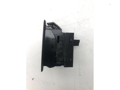 Switch BMW X3 (F25) xDrive 20 i | BP22219485I30 