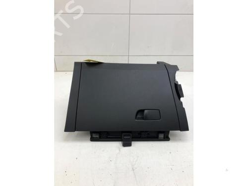 Used Glove box Glove box RENAULT CAPTUR II (HF_) TCe 140 (HFN0) (140 hp) 39913226 39913226