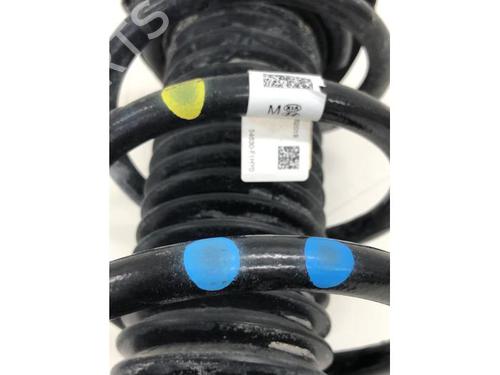 Høyre foran støtdemper KIA SPORTAGE IV (QL, QLE) 1.6 GDI | BP29987374M17 