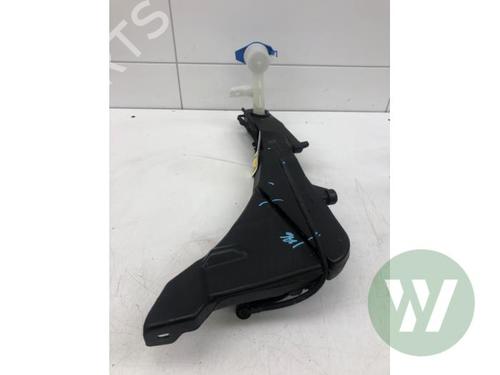 Used Windscreen washer tank Windscreen washer tank OPEL ASTRA L Sports Tourer (OV5) 1.2 (FRHNSL, FRHNSR) (131 hp) 39993087 39993087