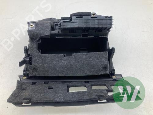 Handskerum AUDI Q2 (GAB, GAG) 35 TFSI | BP39643901C95 - Image 2