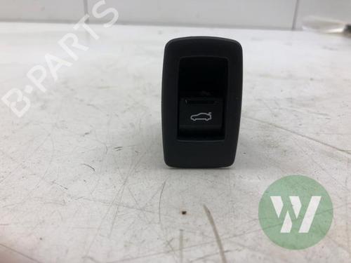 Used Switch Switch BMW X1 (U11) xDrive 30e Plug-in-Hybrid (326 hp) 39915275 39915275