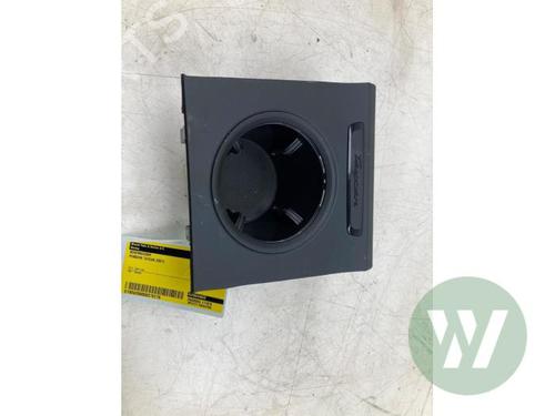 Used Cup/Object holder Cup/Object holder PORSCHE TAYCAN (Y1A) 4S Performance Battery Plus (Y1ADB1) (571 hp) 39914821 39914821