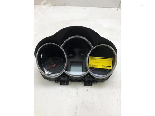 Used Display monitor CHEVROLET CRUZE Station Wagon (J308) 1.7 TD (131 hp) 21087549