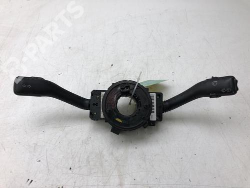 Used Switch SKODA FABIA I (6Y2) 1.4 16V (75 hp) 11957381