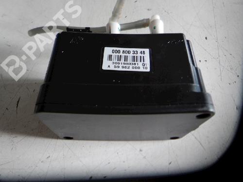 Used Central lock pump MERCEDES-BENZ E-CLASS Coupe (C207) E 350 CDI (207.322) (231 hp) 7872455