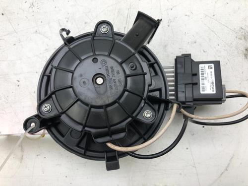 Used Heater blower motor OPEL ZAFIRA TOURER C (P12) 1.4 (75) (140 hp) 11218759