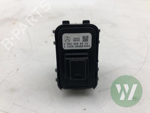 Used Switch MERCEDES-BENZ GLC (X253) AMG 43 4-matic (253.964) (367 hp) 31319669