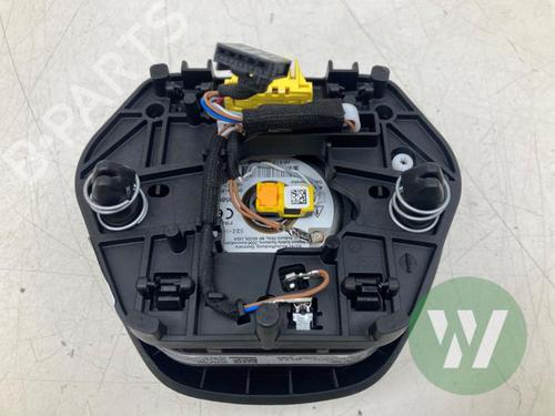 Used Driver airbag Driver airbag SKODA OCTAVIA IV Combi (NX5, PV5) 1.5 TSI (116 hp) 39916360 39916360