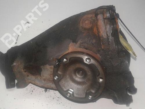Differensial bakvogn MERCEDES-BENZ E-CLASS (W210) E 300 Turbo-D (210.025) (177 hp) 4841550