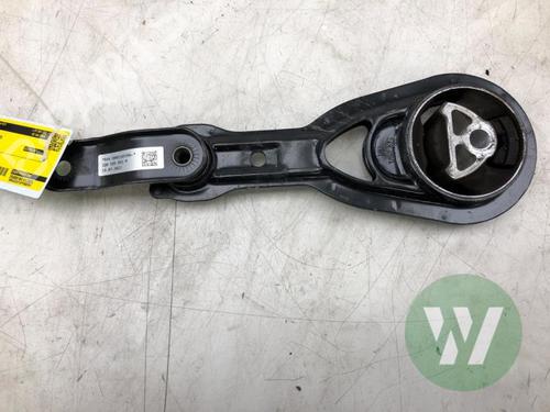 Gearbox mount VW T-CROSS (C11, D31) 1.5 TSI | BP32076439M88 - Image 2