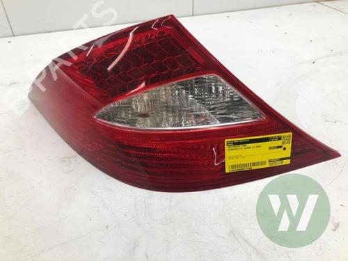 Used Left taillight Left taillight 37530829 37530829