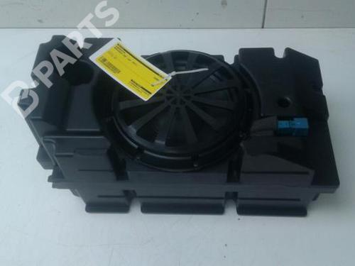 Used Speakers Speakers MERCEDES-BENZ EQV (W447) EQV 300 (447813, 447815) (204 hp) 11137489 11137489